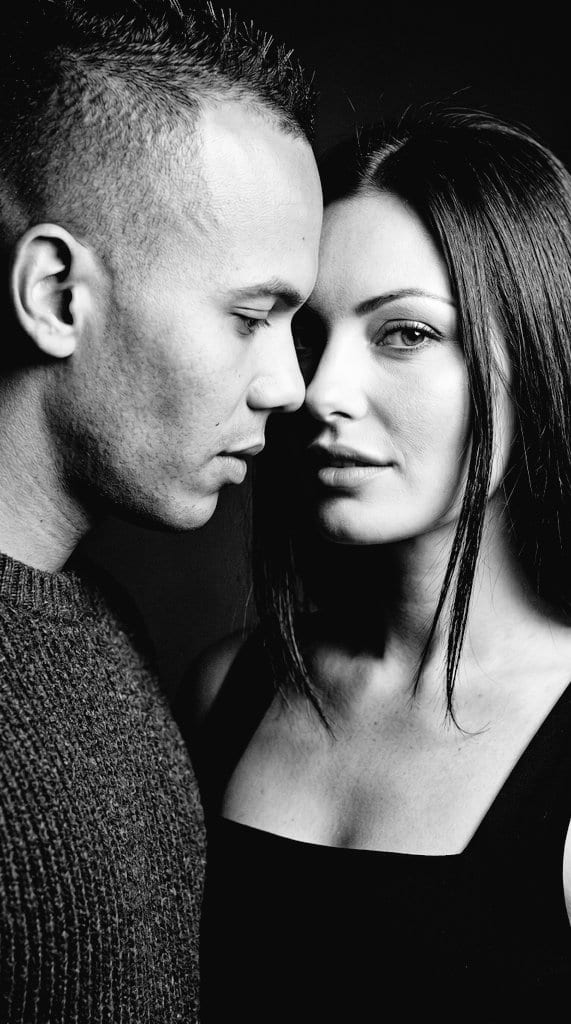 Nous vous souhaitons un bon dimanche. Au plaisir de vous lire. Ingrid & Louis