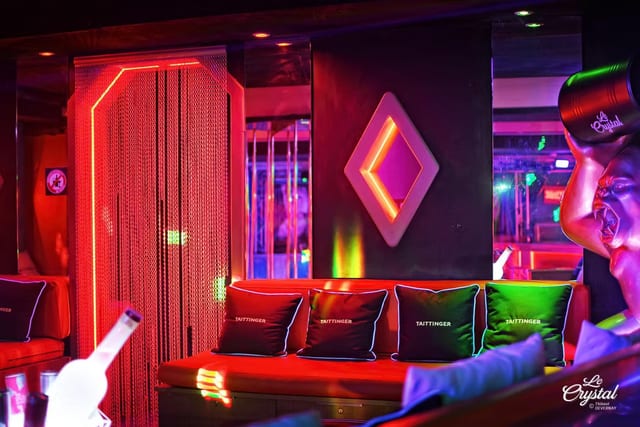Bienvenue au Crystal, au cœur des nuits libertines du Cap d’Agde — image 4
